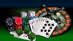 Are online gambling games as fair as live table games?